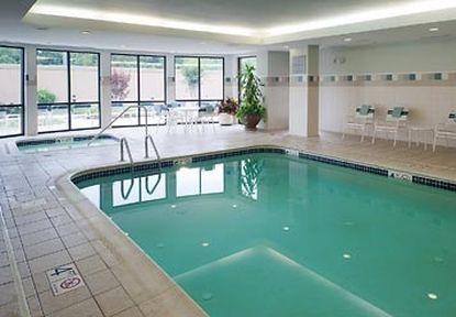 Courtyard Bristol Hotel Екстериор снимка